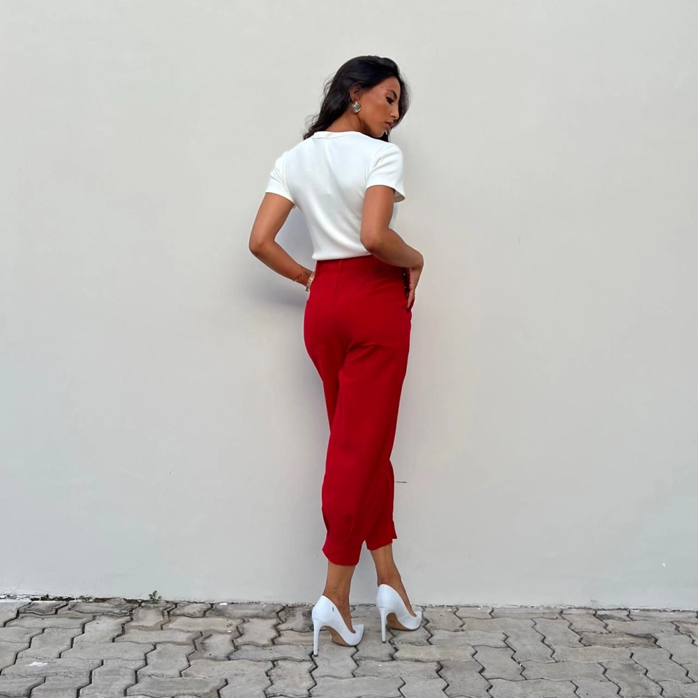 Calça Cenoura Vitória - Vermelho